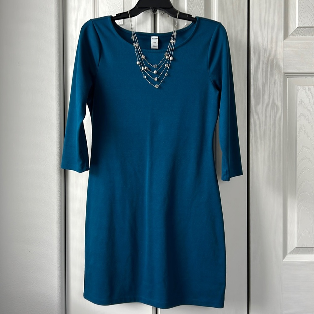 Teal Dress. Size Small. Necklace included.